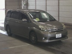 Перевод аукционного листа TOYOTA ISIS Перевод аукционника TOYOTA ISIS